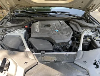Engine bay overview
